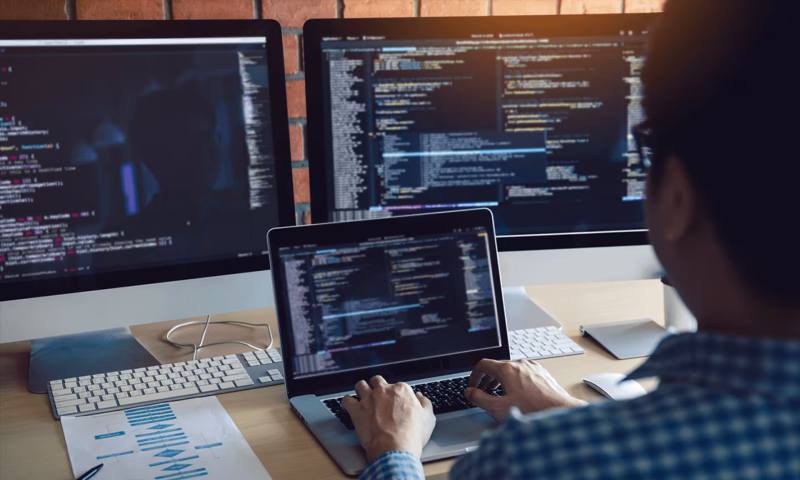 数据科学选型：R与Python如何赋能都昌县网站建设？
